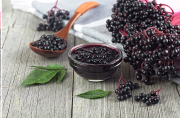 Discover 5 Health Benefits of Elderberry Powder